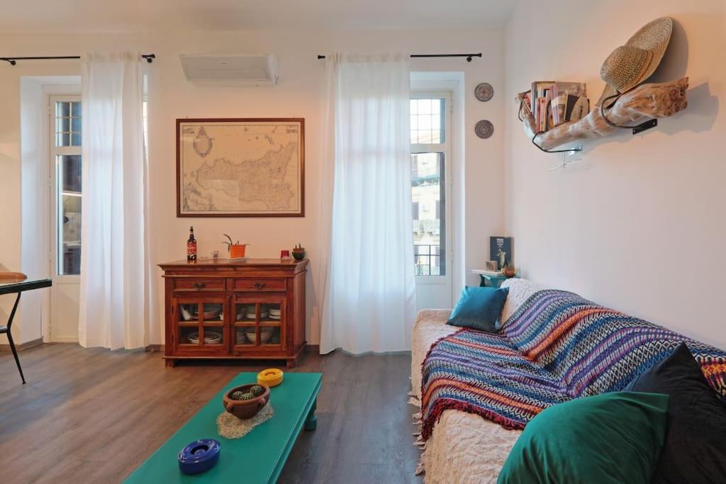 Apartament La Casuzza Del Borgo - Porto - Politeama Palermo Zewnętrze zdjęcie