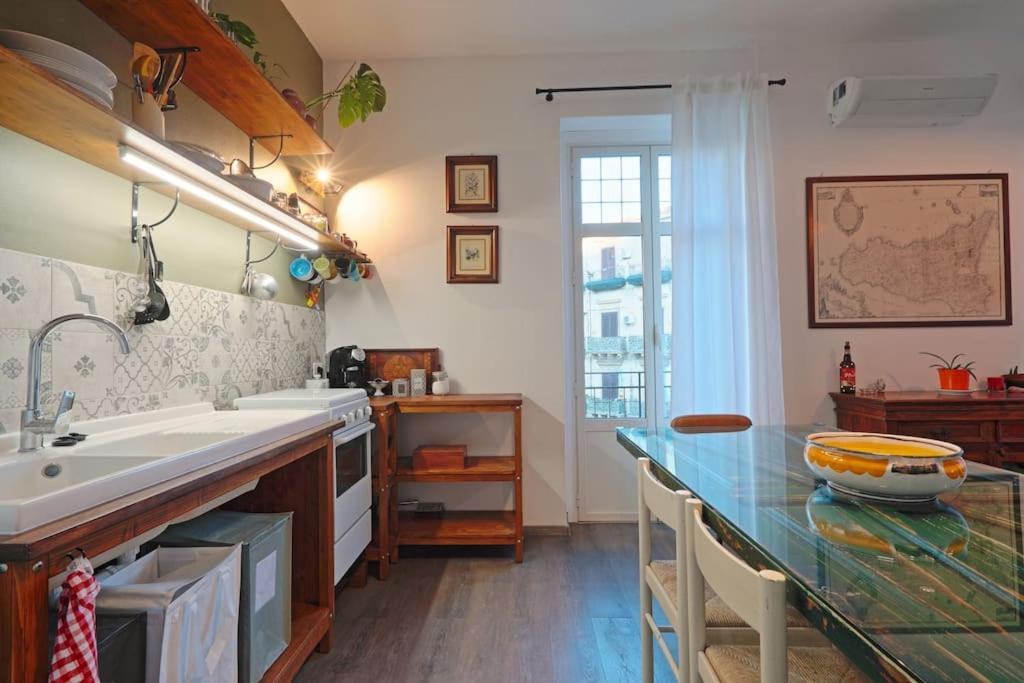 Apartament La Casuzza Del Borgo - Porto - Politeama Palermo Zewnętrze zdjęcie